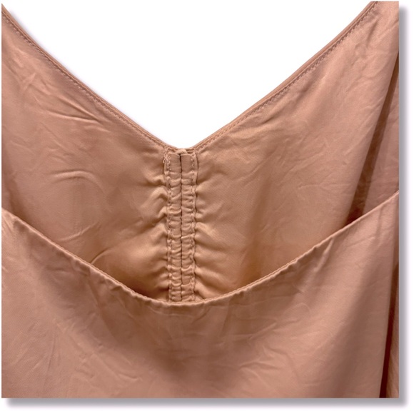 WILFRED Aritzia Verso Rouched Cropped Tank Adjustable Straps Lined Petal Pink - Picture 6 of 12